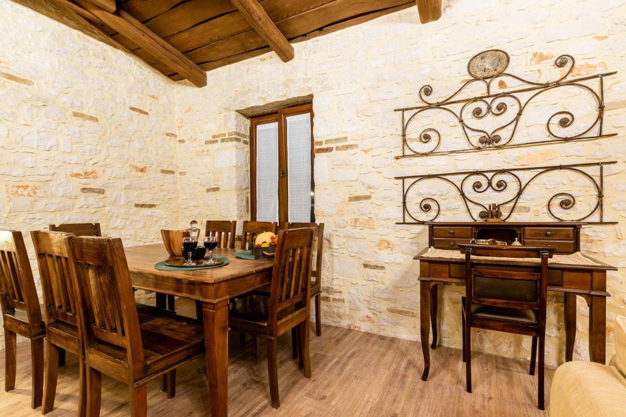 Villa Castello Agios Nikolaos  Buitenkant foto